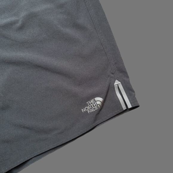 The North Face Kilowatt Men’s Shorts Gray 36 Quick Dry Stretch Training 10" GUC - Picture 2 of 7